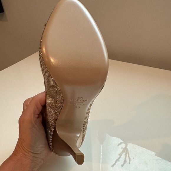Valentino Garavani Gold Sparkly Platform Pumps - Picture 8 of 8